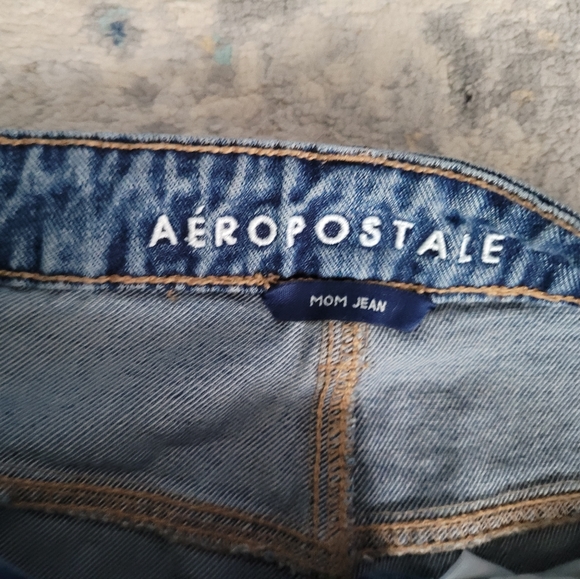 Mom Jean's Aeropostale - Picture 2 of 4